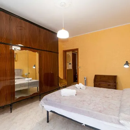 Mm Massaua - W/ Two Balconies 아파트 토리노