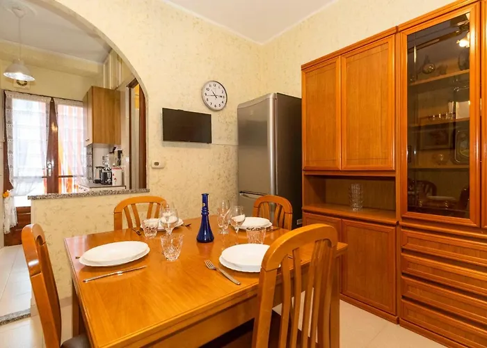 Mm Massaua - W/ Two Balconies Apartment Turin